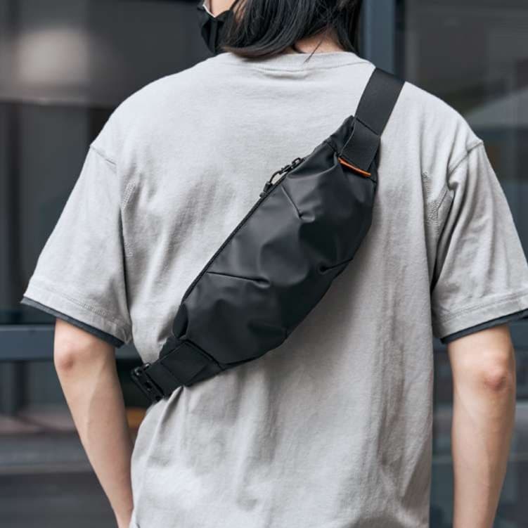 ボディバッグ 軽量コンパクト ウエストポーチ