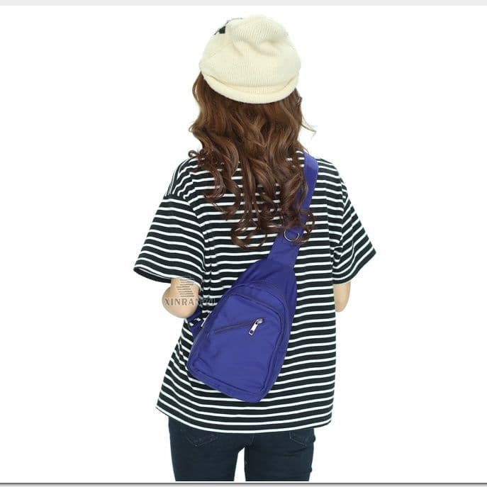ボディバッグ コンパクト斜め掛けポケット収納ボディバッグ