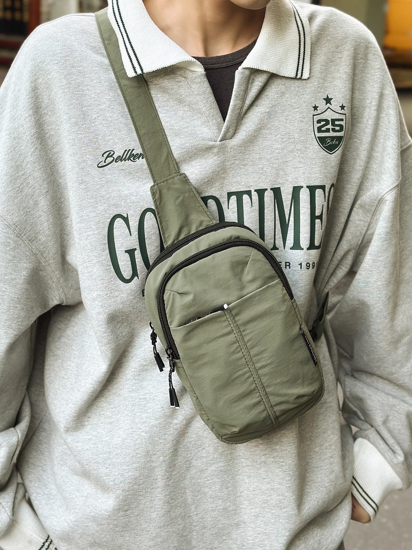 ボディバッグ コンパクト多機能ミニボディバッグ