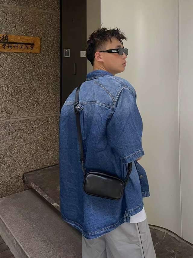 ボディバッグ モダンミニマルボディバッグ
