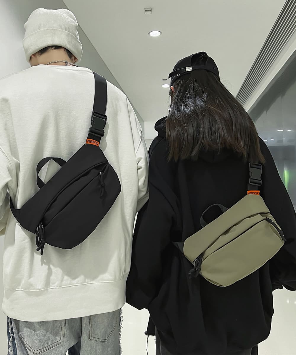 ボディバッグ 多機能ボディーバッグ 斜めがけ 男女兼用