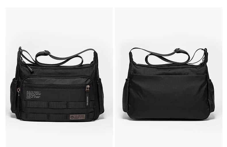 多機能実用的な斜め掛けボディバッグ