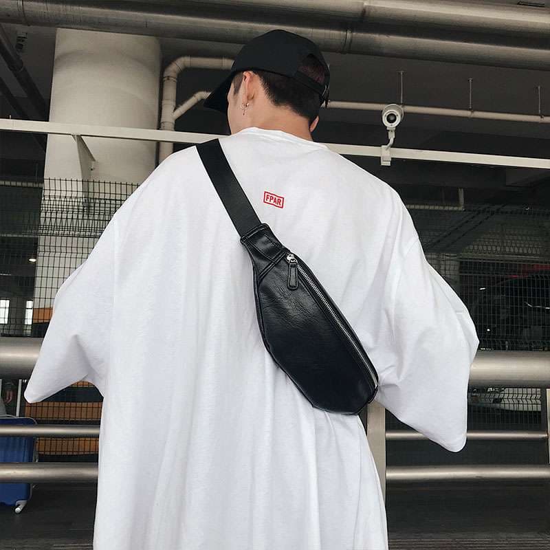ボディバッグ シンプル スリム ボディバッグ