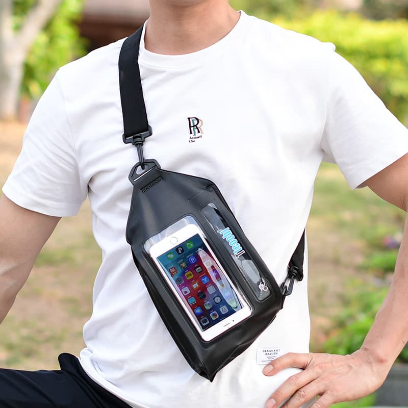 ボディバッグ スマートフォン収納可能 防水ボディバッグ