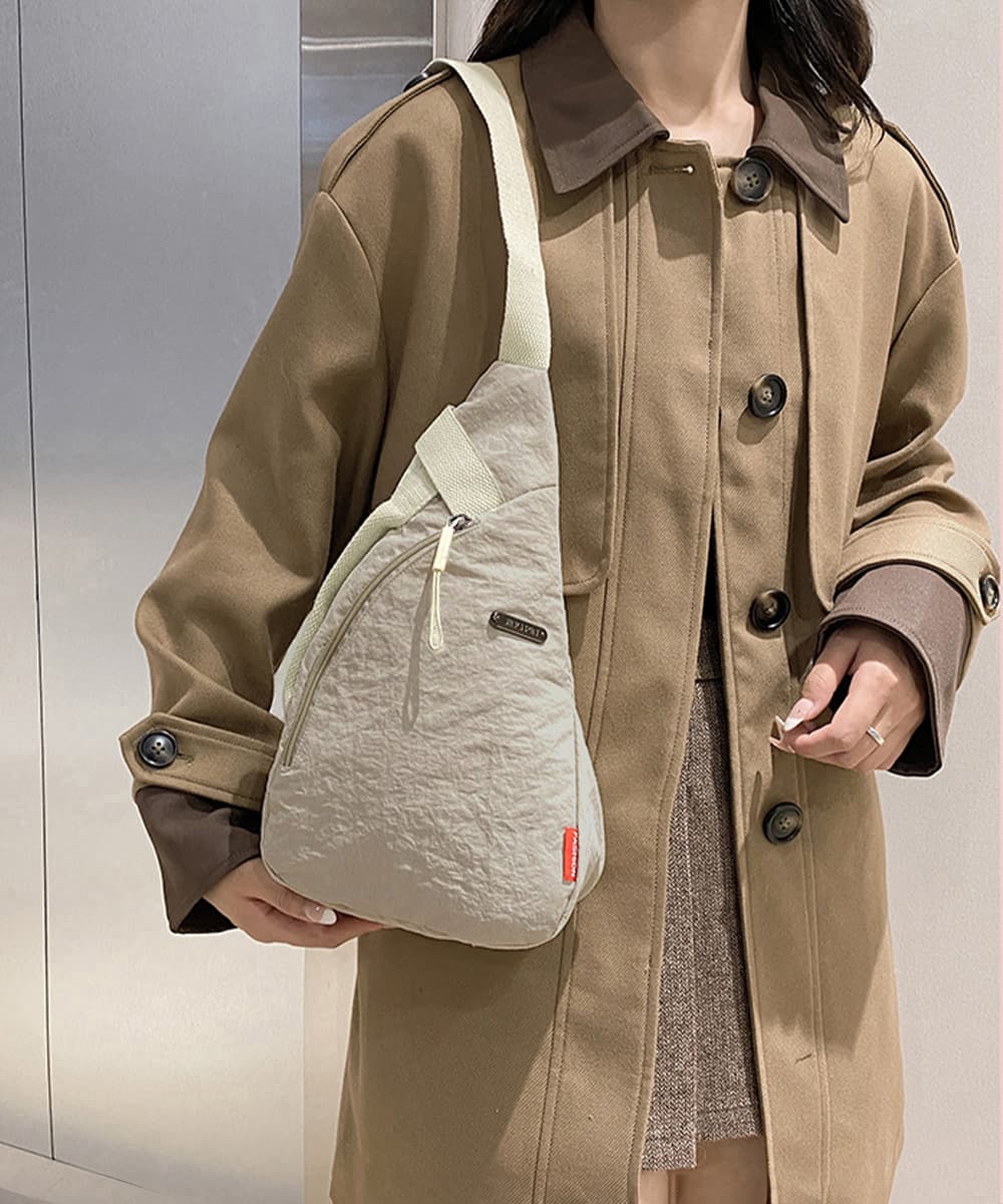 三角形デザイン ワンショルダーボディバッグ