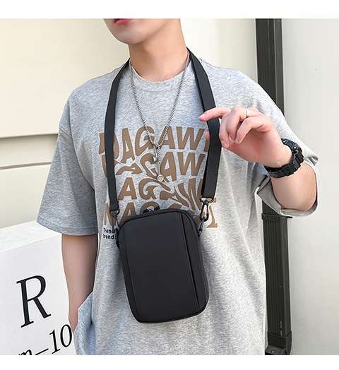 ボディバッグ ミニマル薄型ボディバッグ
