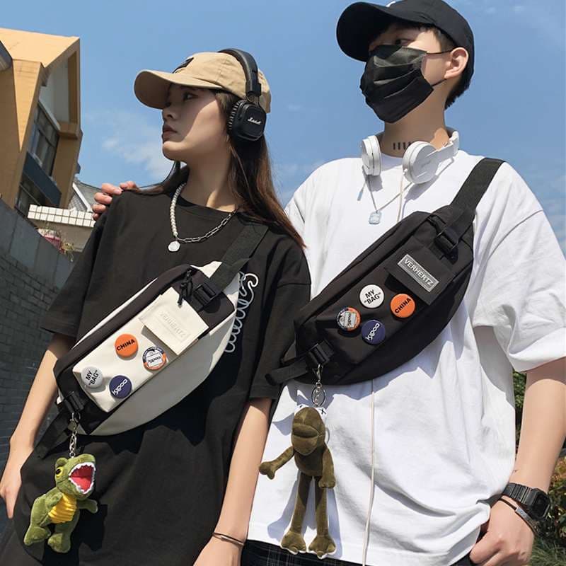 ボディバッグ カジュアル ウエストポーチ ワッペン付き スリム