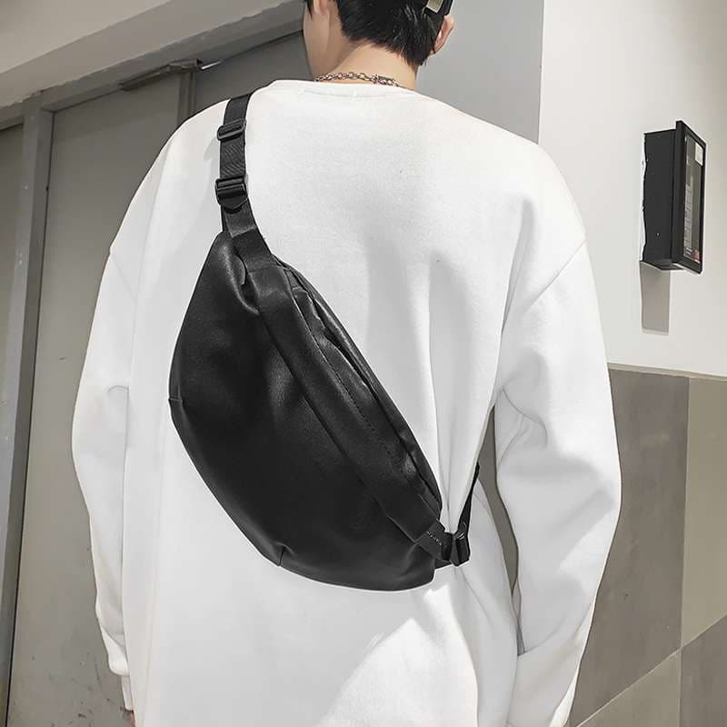 ボディバッグ シンプル収納ボディバッグ