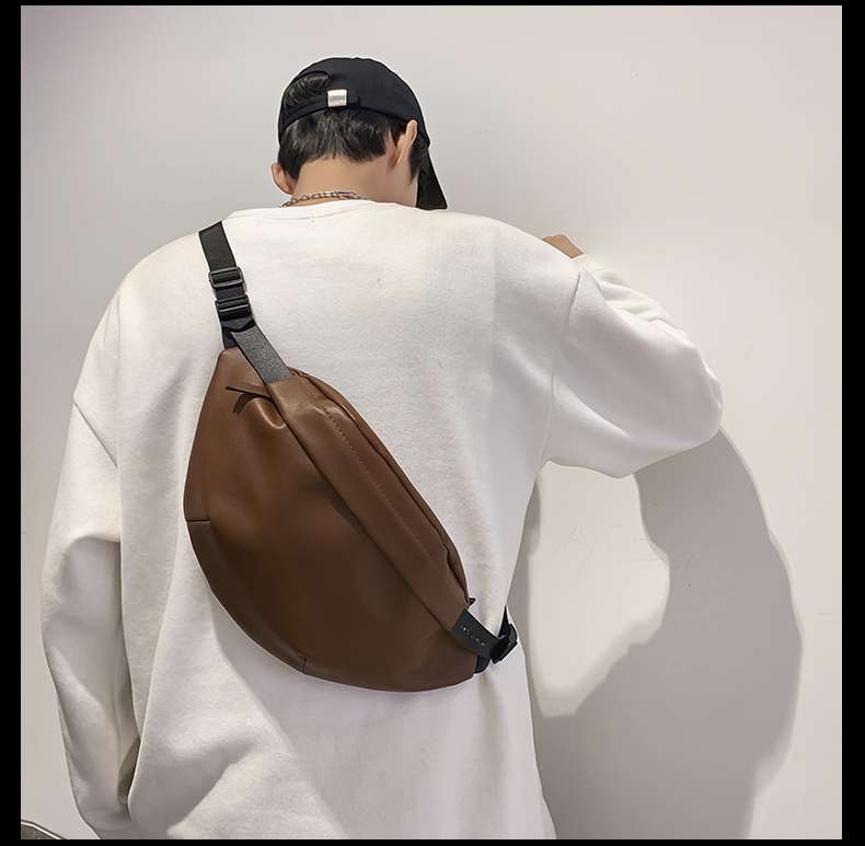 ボディバッグ シンプル収納ボディバッグ